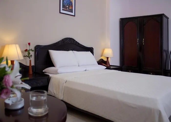 Royal Dragon Boutique Hotel TP. Hồ Chí Minh